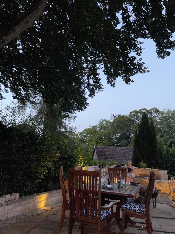 Gorgeous Country Cottage On Outskirts Of Bath With Wood Fired Hot Tub Midford Экстерьер фото