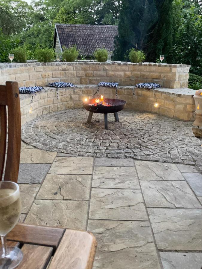 Gorgeous Country Cottage On Outskirts Of Bath With Wood Fired Hot Tub Midford Экстерьер фото
